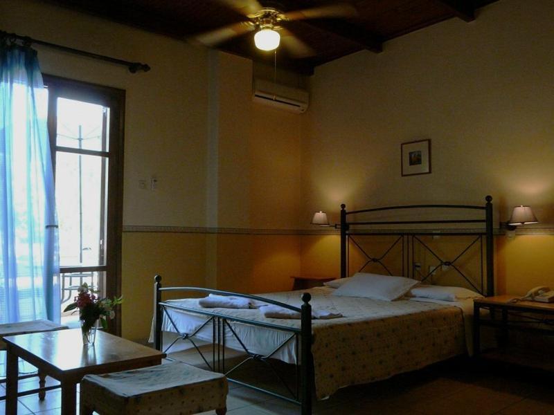 Alexandros & Chania (Crete)