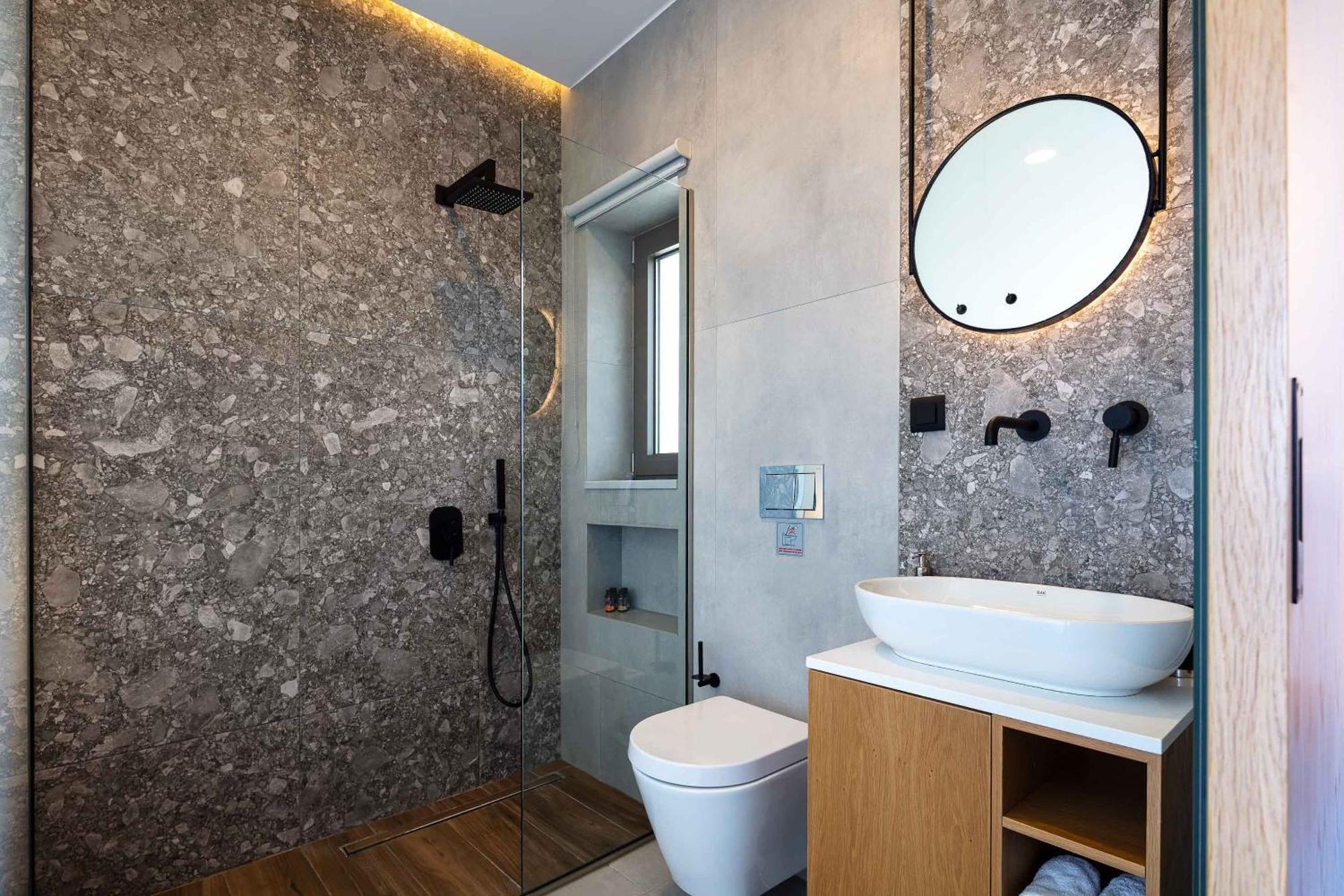 Omnia Luxury - 
