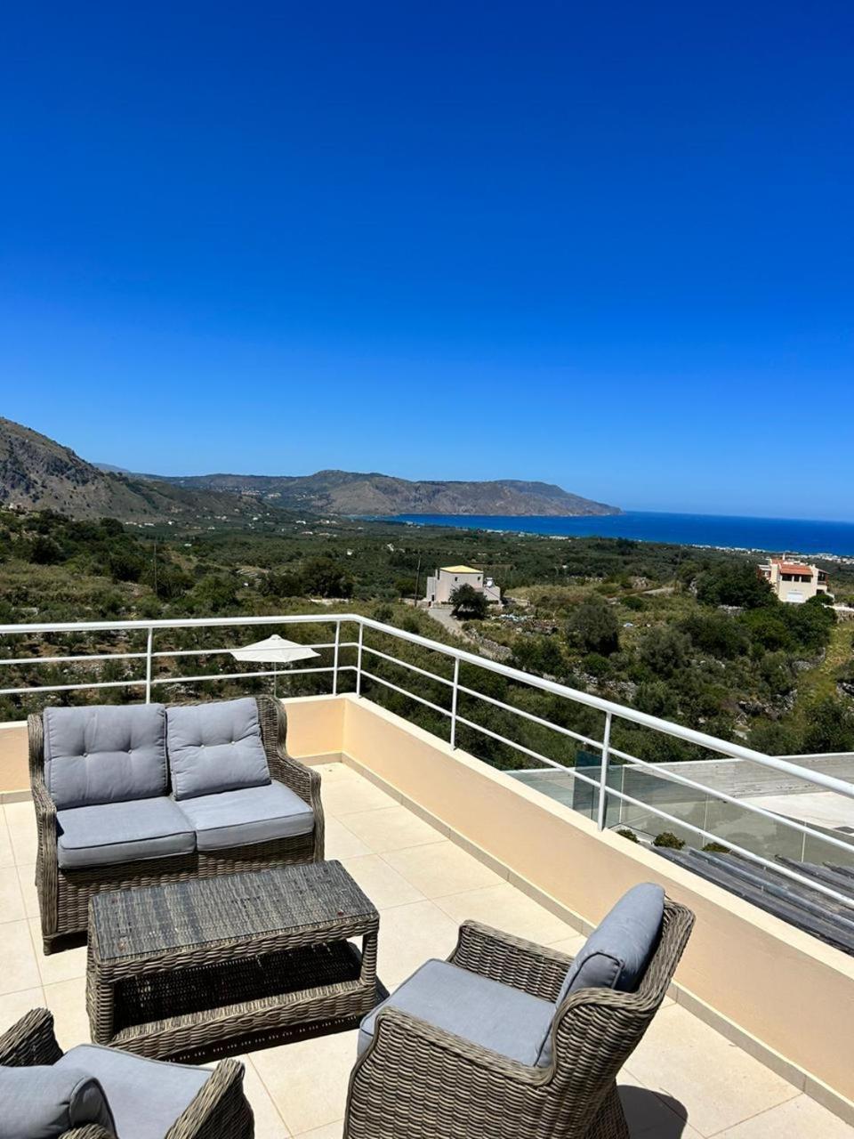 Villa Vuna - Heated Pool -sea View Chania (Crete)