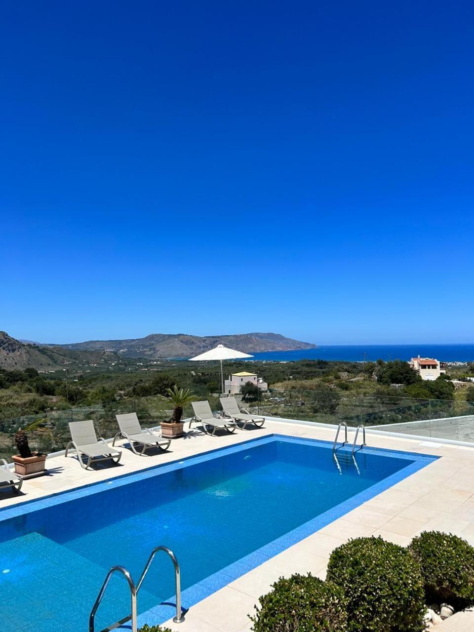 Vuna - Heated Pool -sea View Chania (Crete)