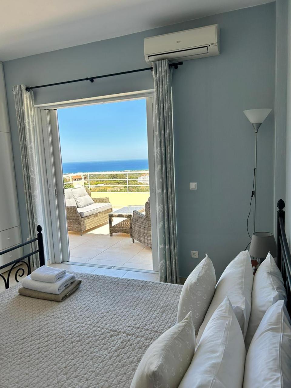 Villa Vuna - Heated Pool -sea View