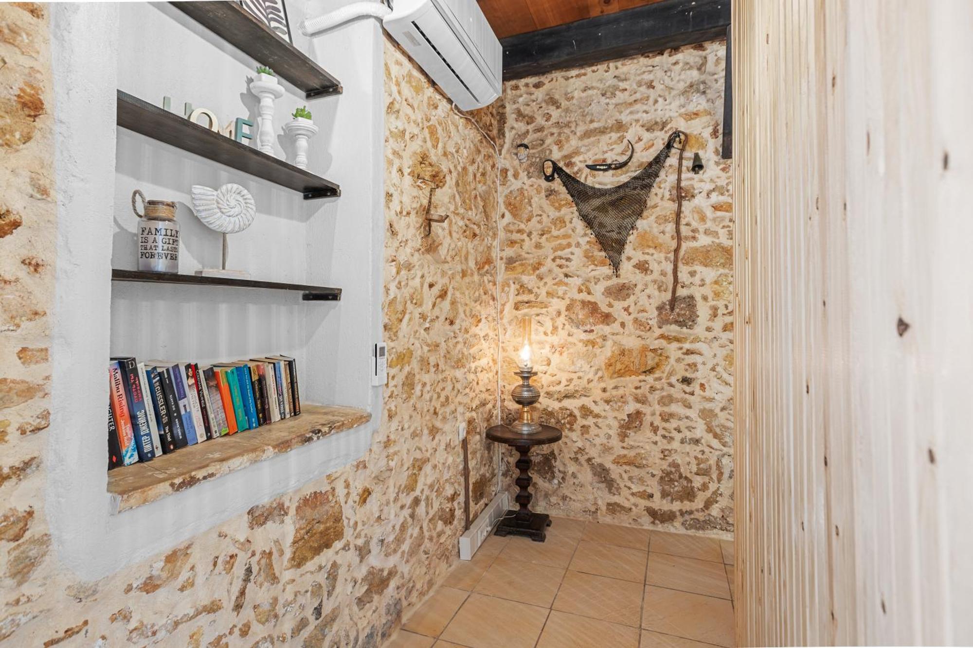 Holiday home Erofili Traditional House *