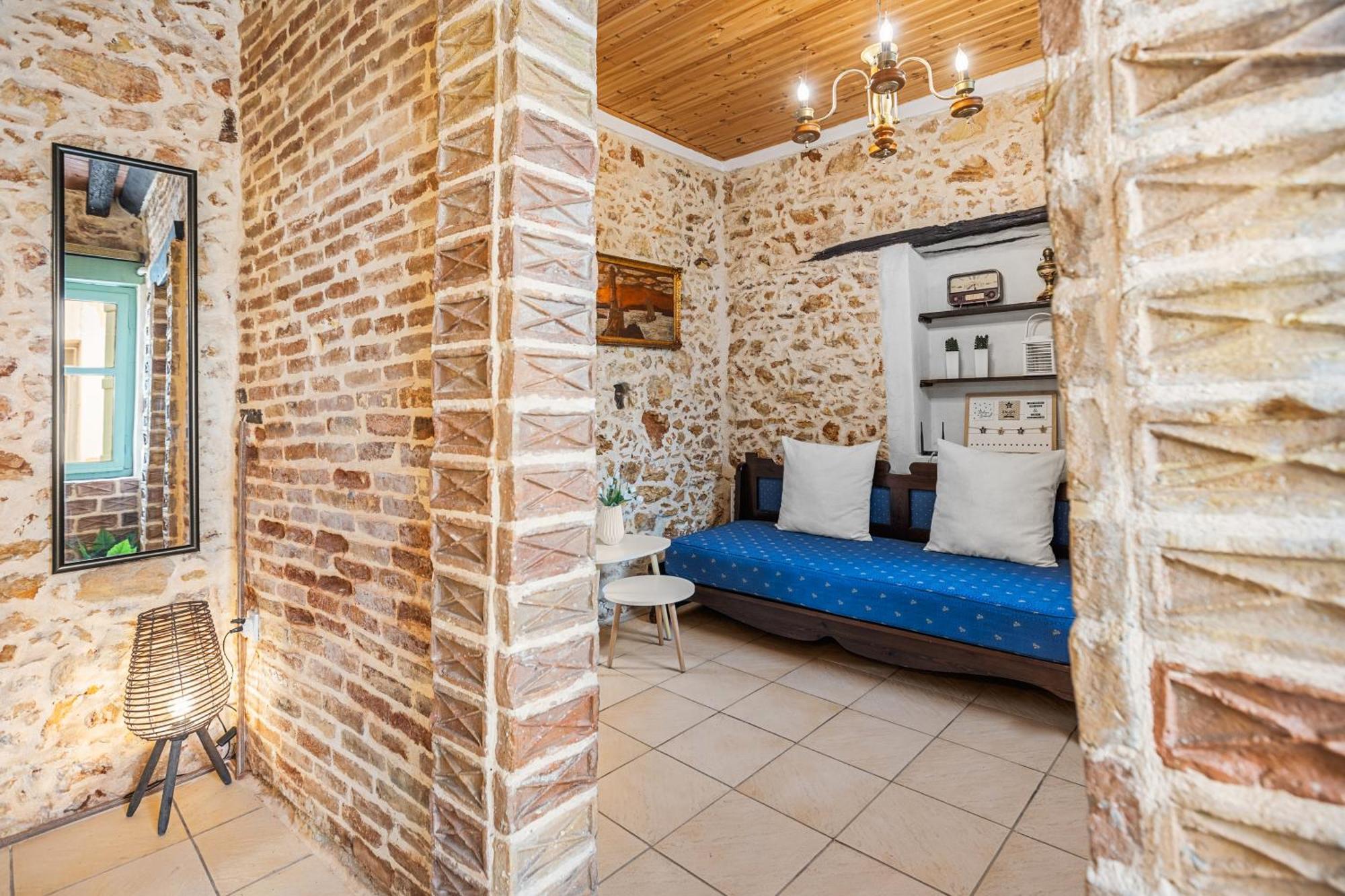 Holiday home Erofili Traditional House