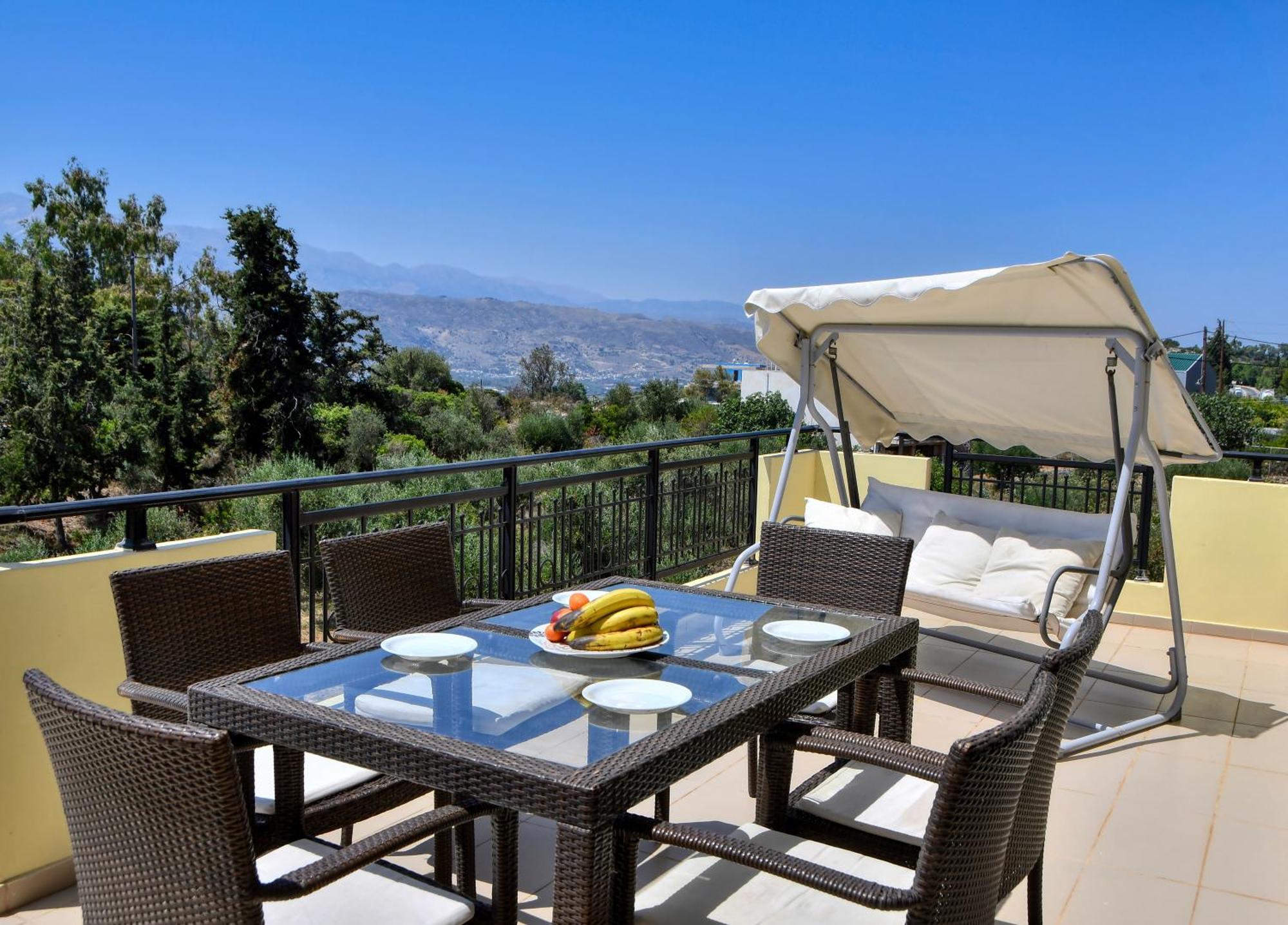 Souda Bay View With Private Pool Near Chania Apartment *