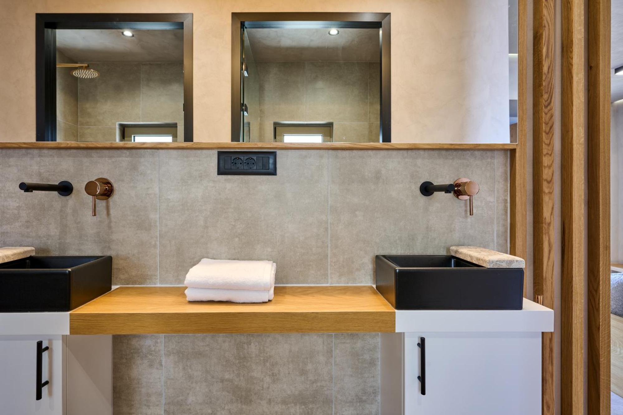 Nami - Alenia Apartment