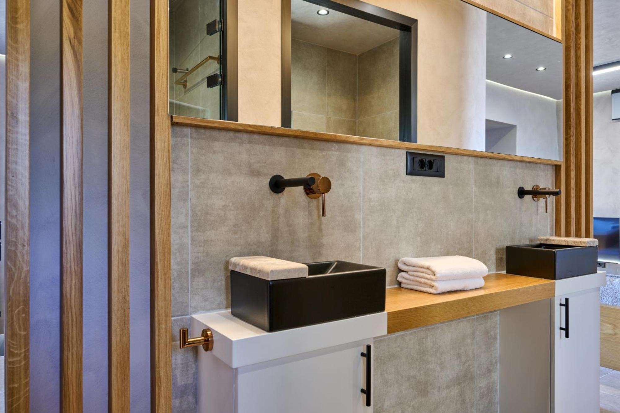 Nami - Alenia Apartment
