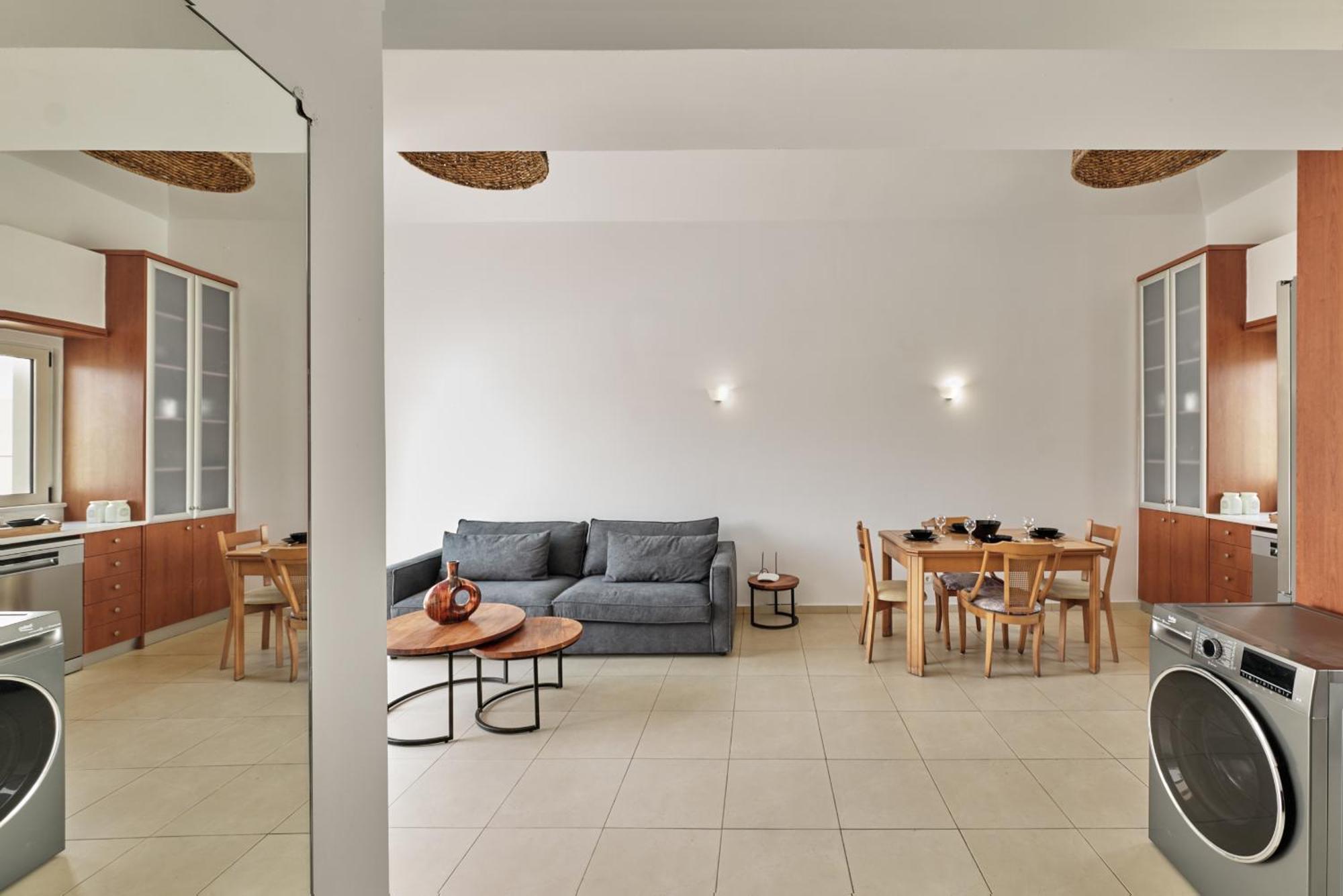 Casseiopia 5 Bedroom On With Pool