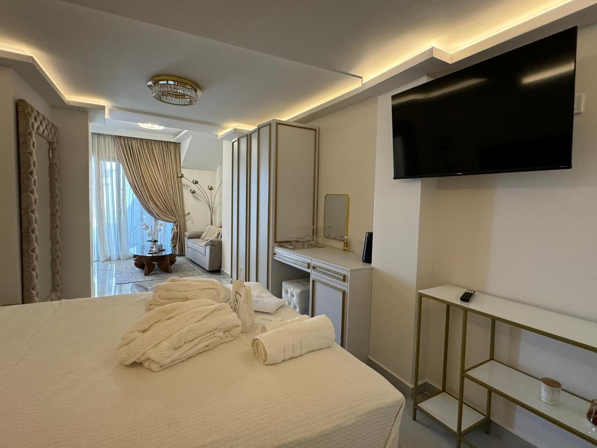 Mare 4 Hotel *