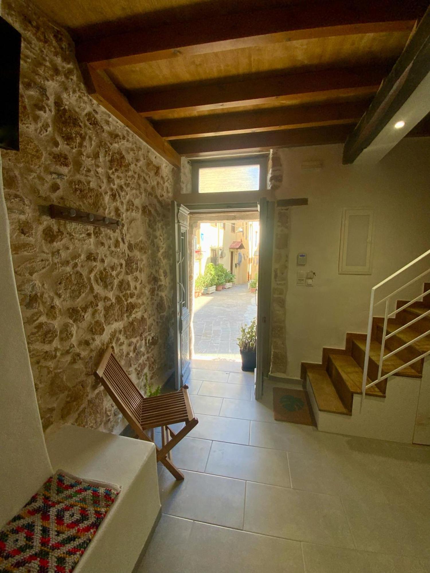 Kazalakis Chania Harbor Roof Retreat Holiday home