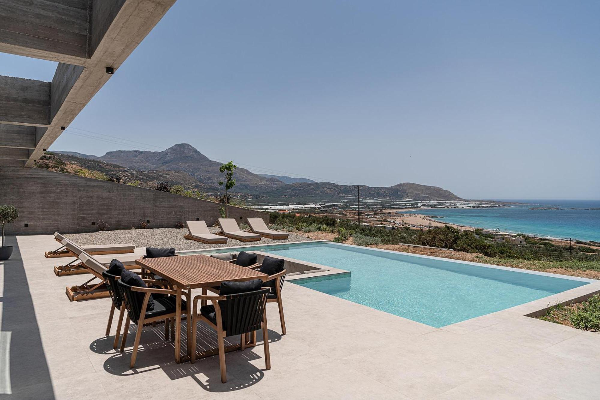 Alba Cave Villa *