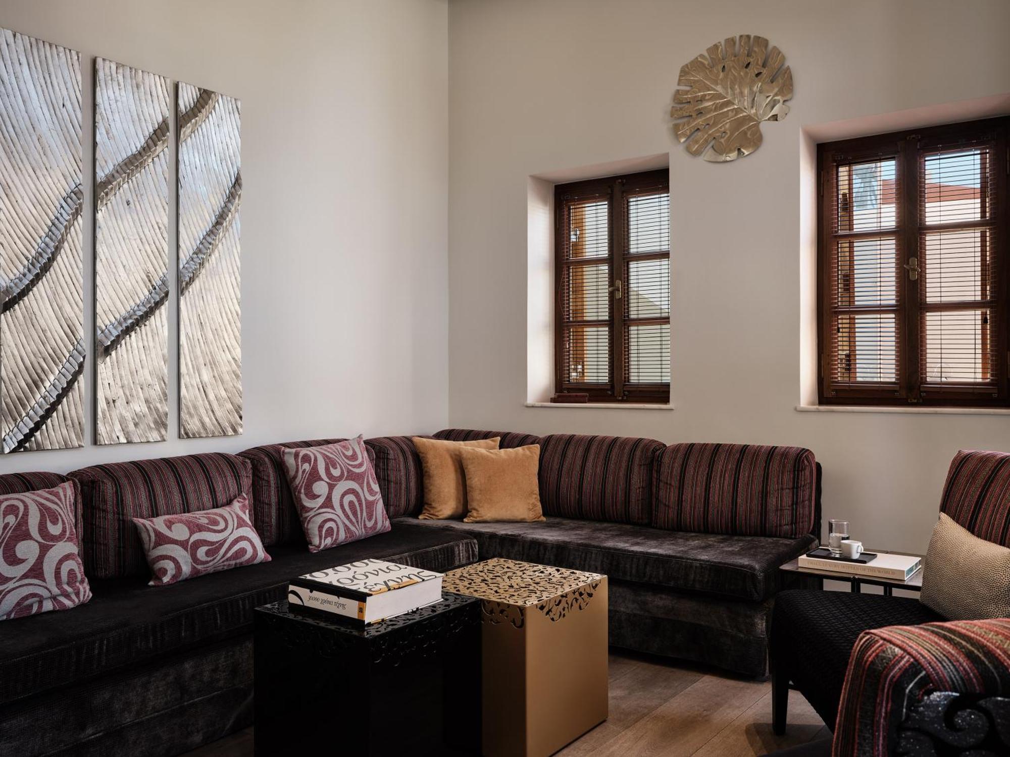 Casa Delfino & Chania (Crete)