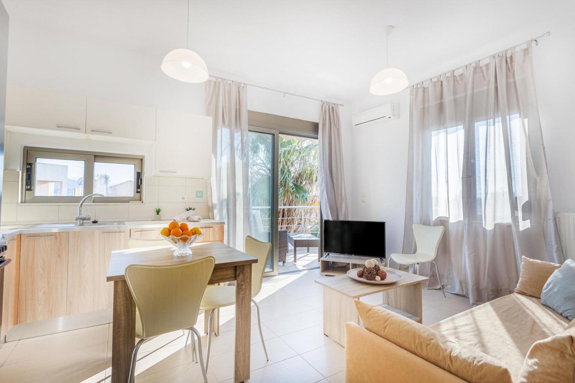 Iriana's In Center Apartamento Chrissi Akti Chania