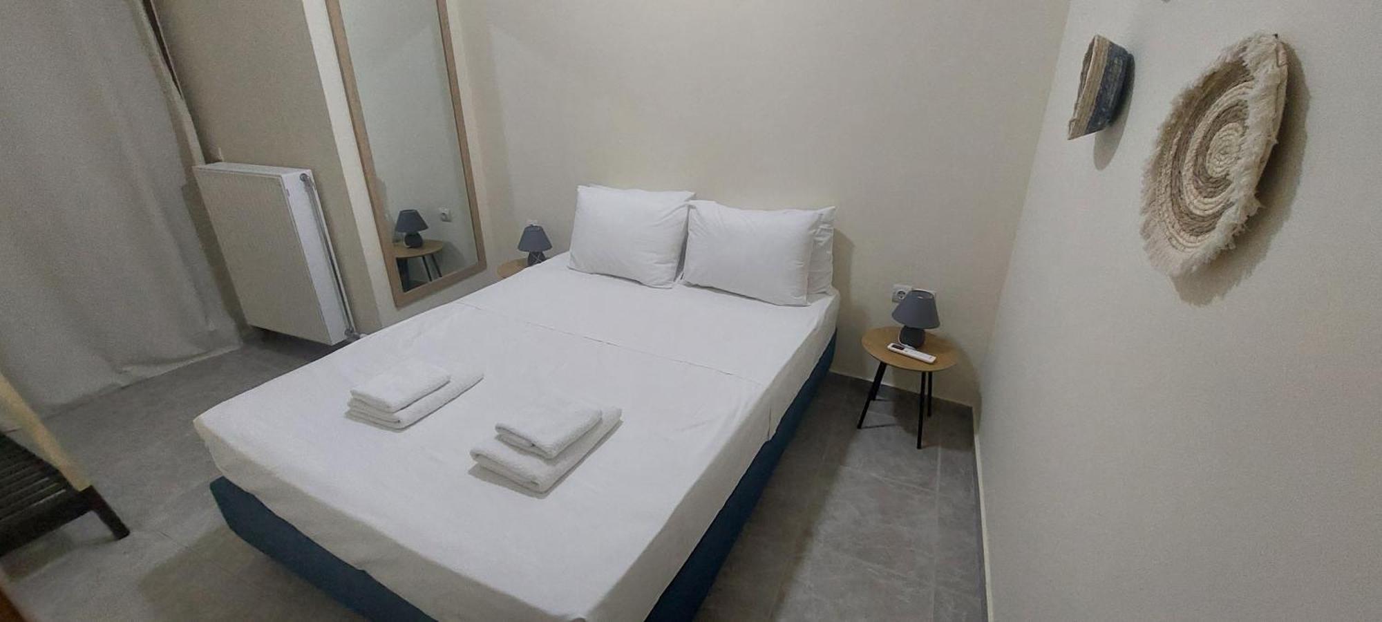 Apartment Destino Overlooking The Venetian Port Of Chania *