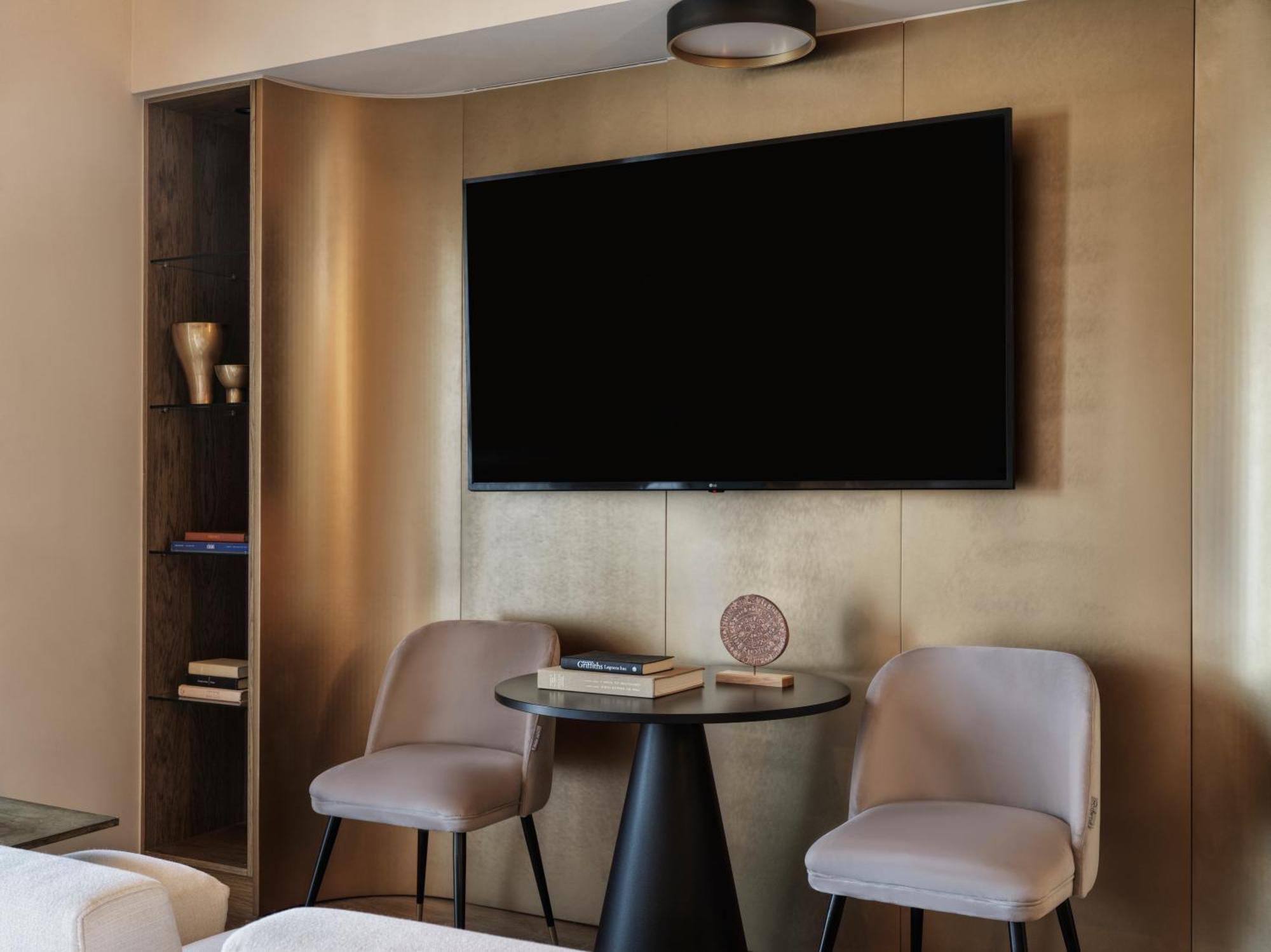 The Chania 5*