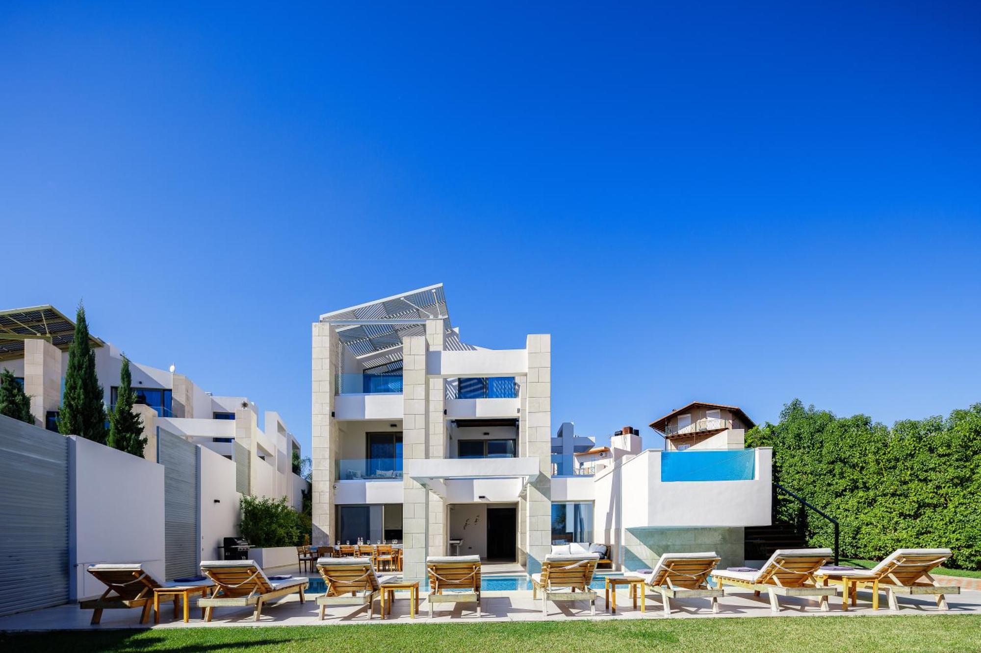 Villa Aroma