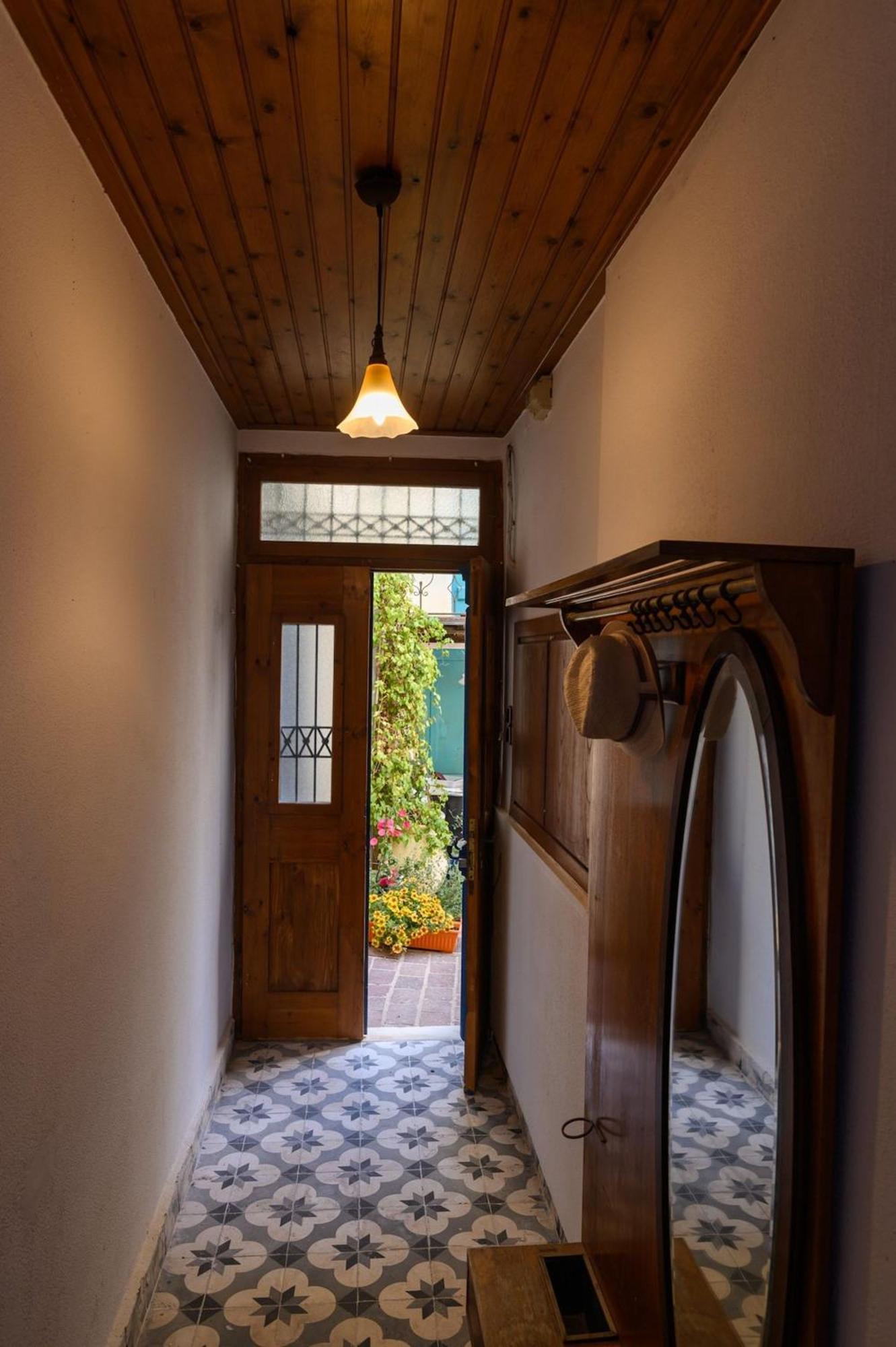 Revellino Del Porto, Historic * Chania (Crete)