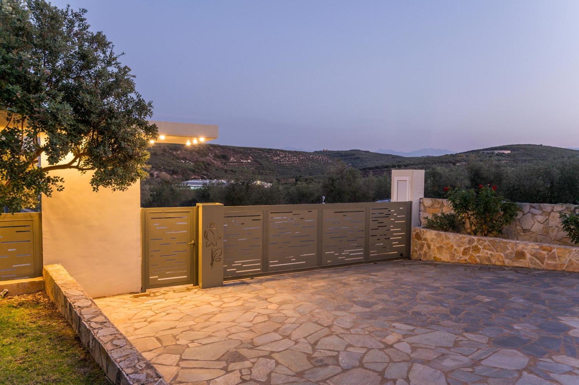 Olive Chrysi Luxury With In-room Plunge Pool Villa *