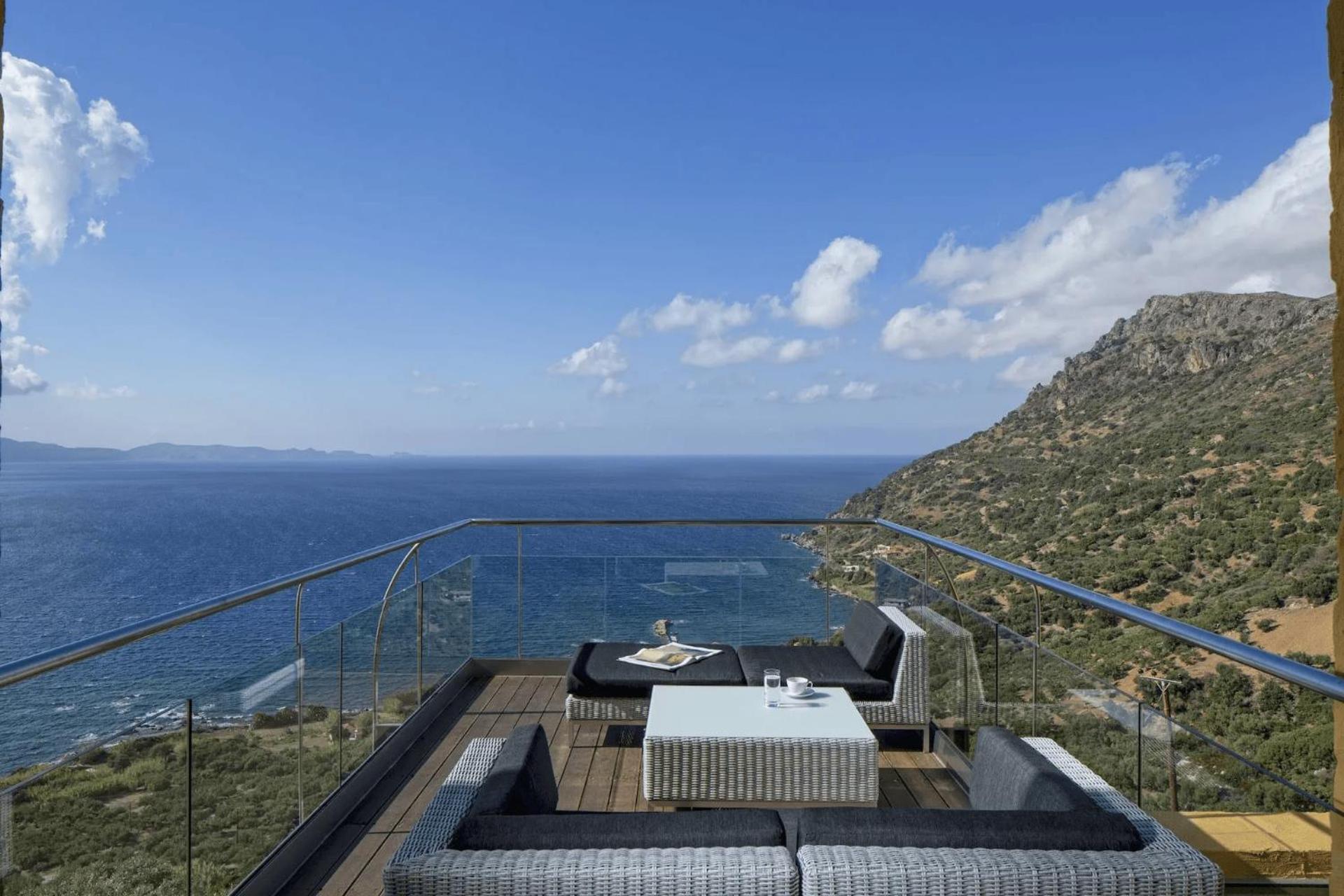 Beachfront Ravdoucha Epavlis Eleni - Pool, Hot Tub, Gym, Sauna, Private Parking, Wifi * Chania (Crete)