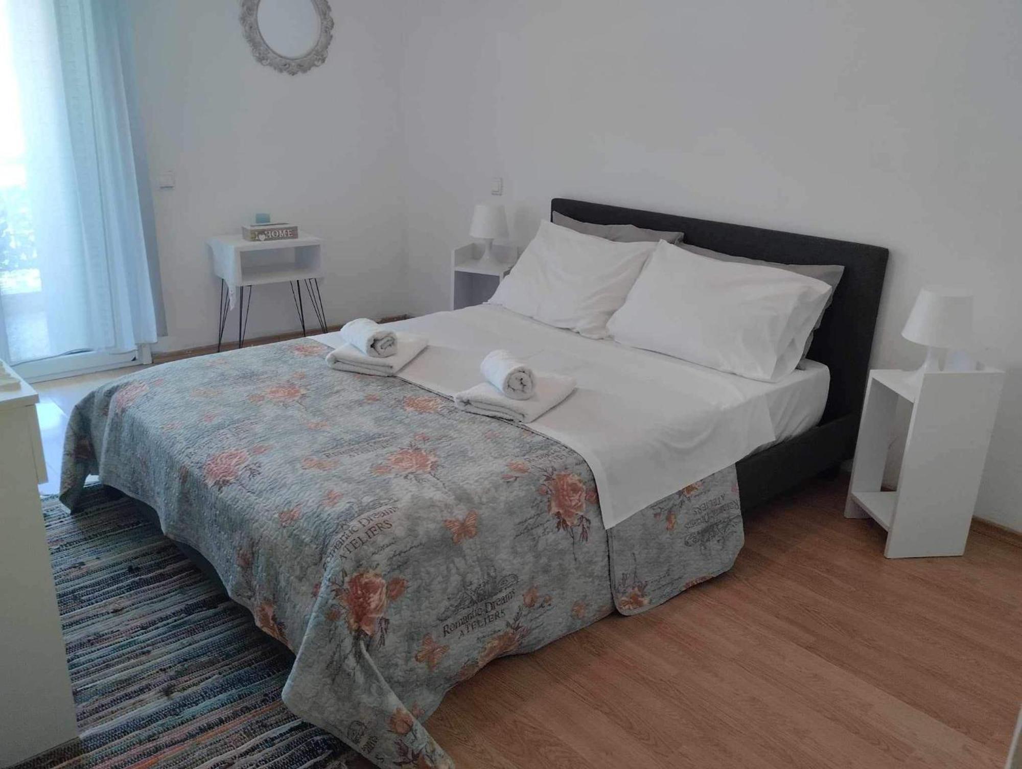 Apartment Beautiful 2-bed In Chania 65 Sqm Space W Chania (Crete)