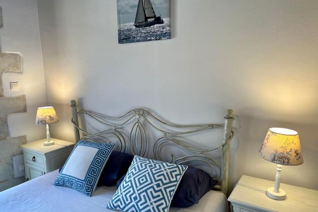 Anais Charming Stone House Villa