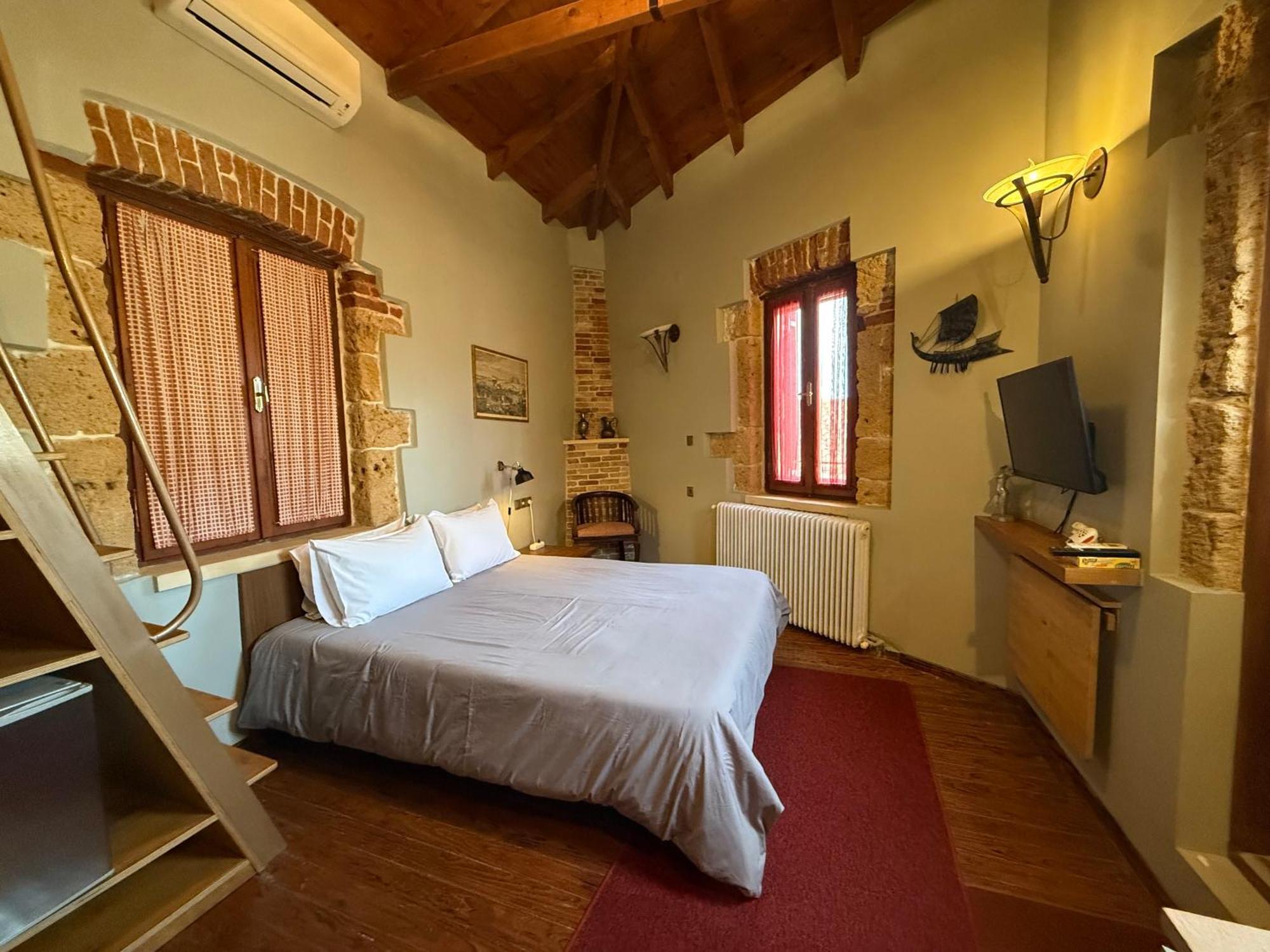 Holiday home Aristokosmos *