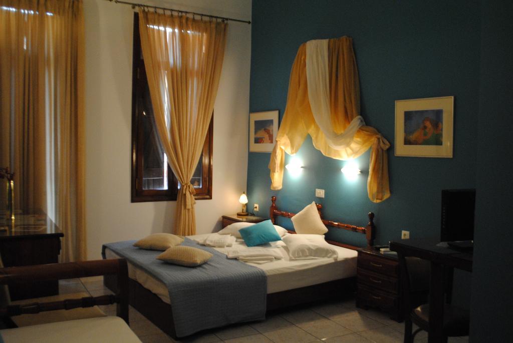 Traditional Idramon Hotel