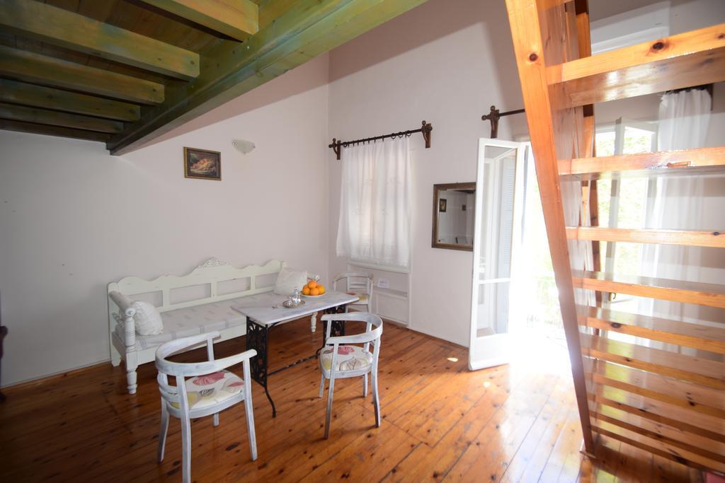 Erato Suites