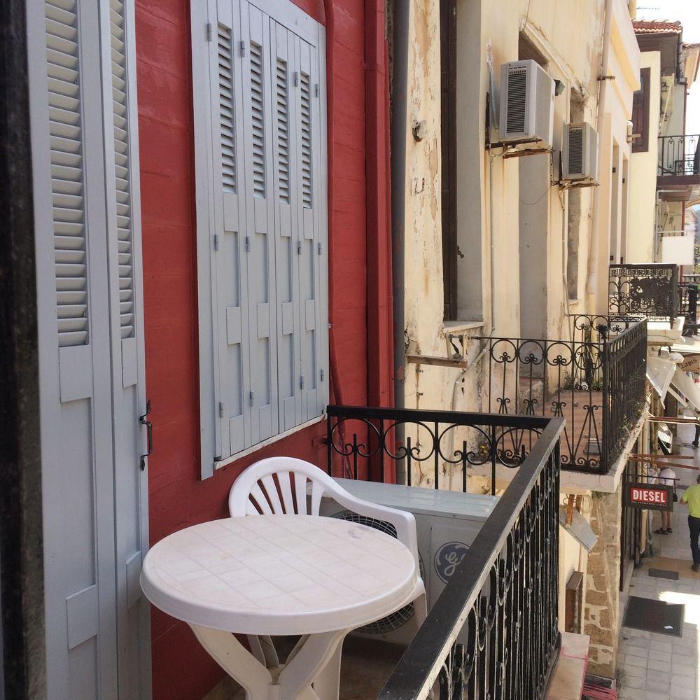 Pia Chania (Crete)
