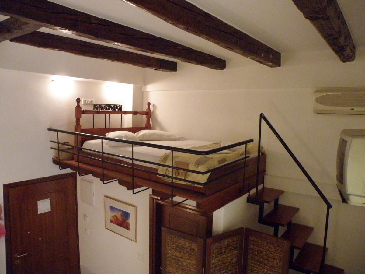 Hotel Traditional Idramon Hotel