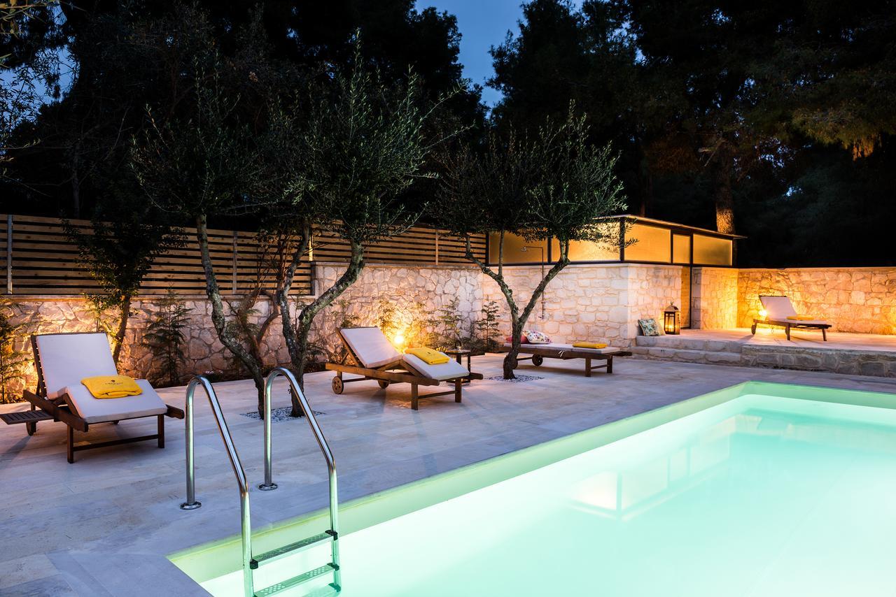 Koukounari Luxury Villa