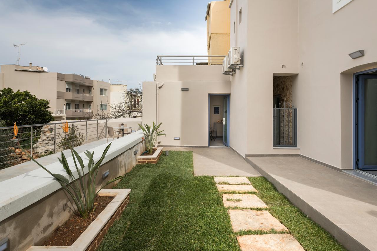 Camara Apartment