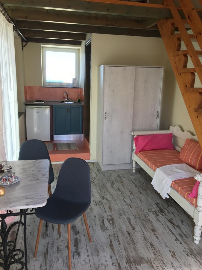 Erato Suites