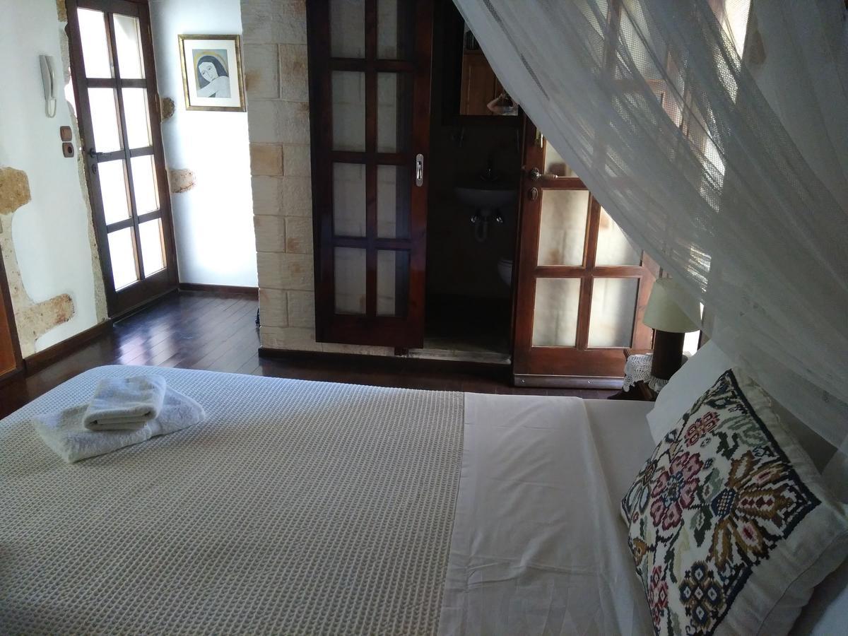 Beautiful House In Chania Old Town/venetian Harbor Chrissi Akti Chania