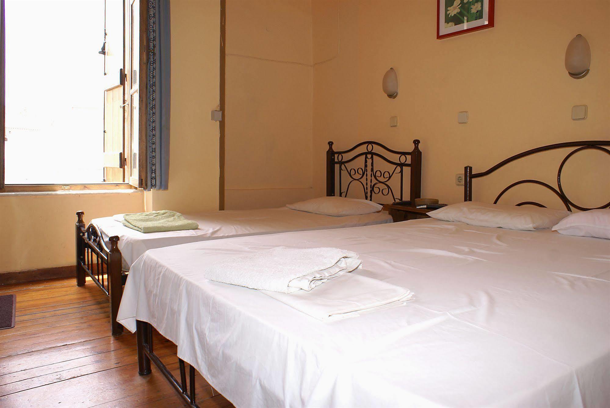 Kydonia Guest house *