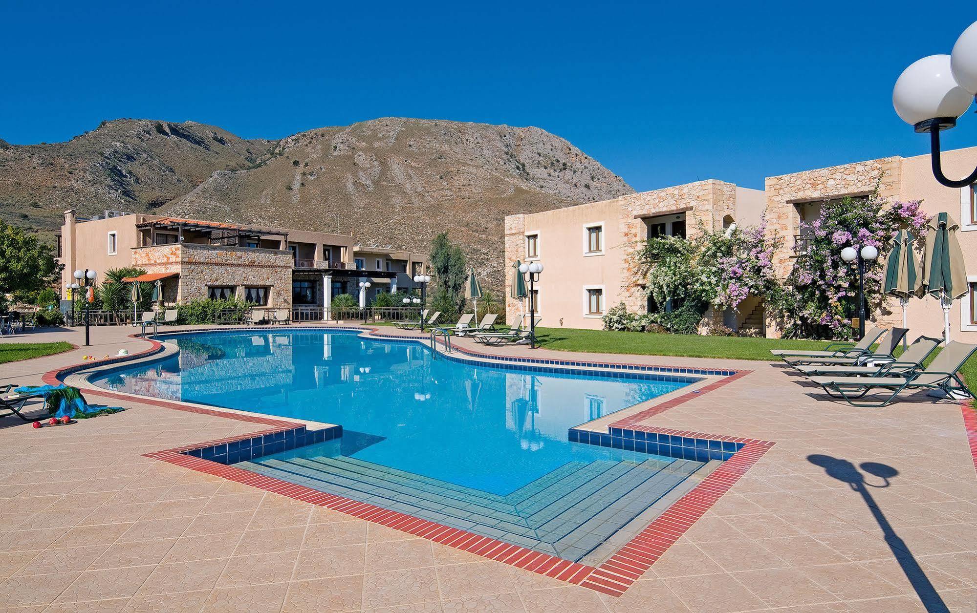 Areti Aparthotel