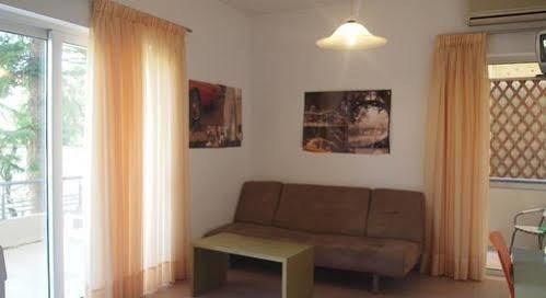 Kleanthi Apartment *