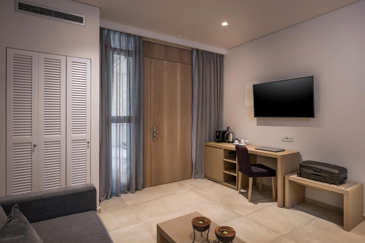 Trianon Luxury & Aparthotel Chania (Crete)