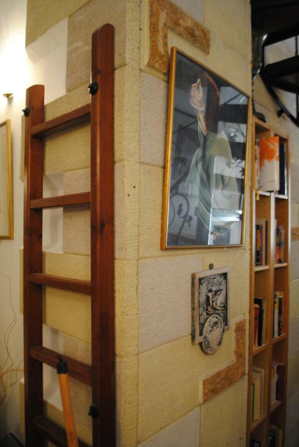 Traditional Idramon Hotel