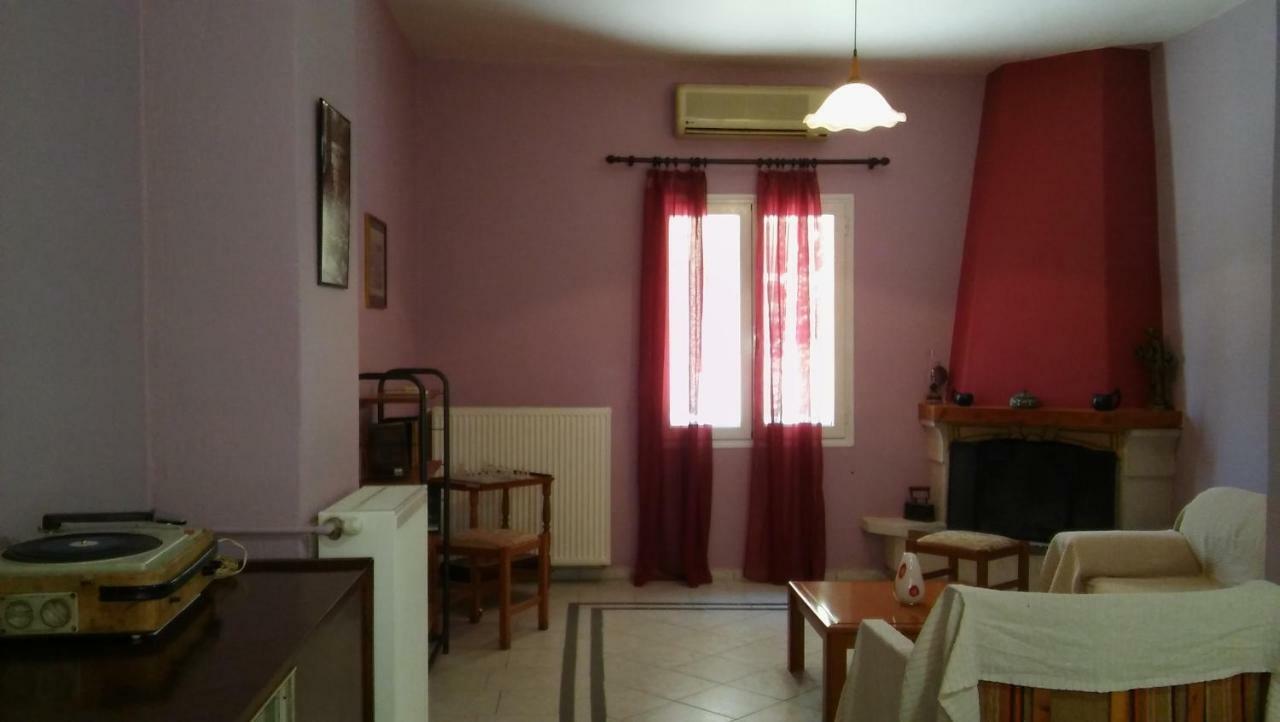 Sitzanaki Chrissi Akti Chania