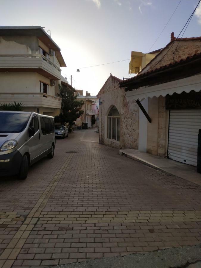The 3 Brothers' Apts Guest house Chania (Crete)