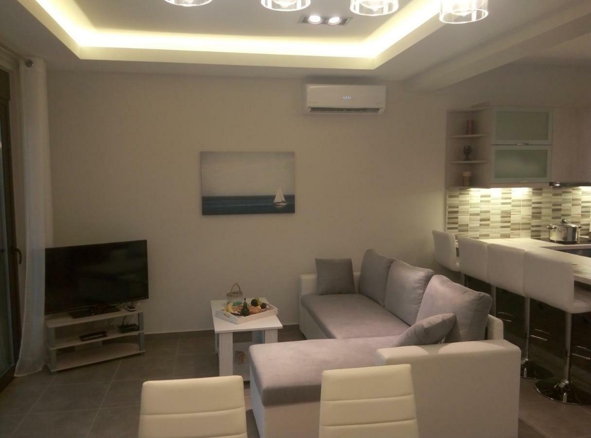 Anastasia's Luxury *