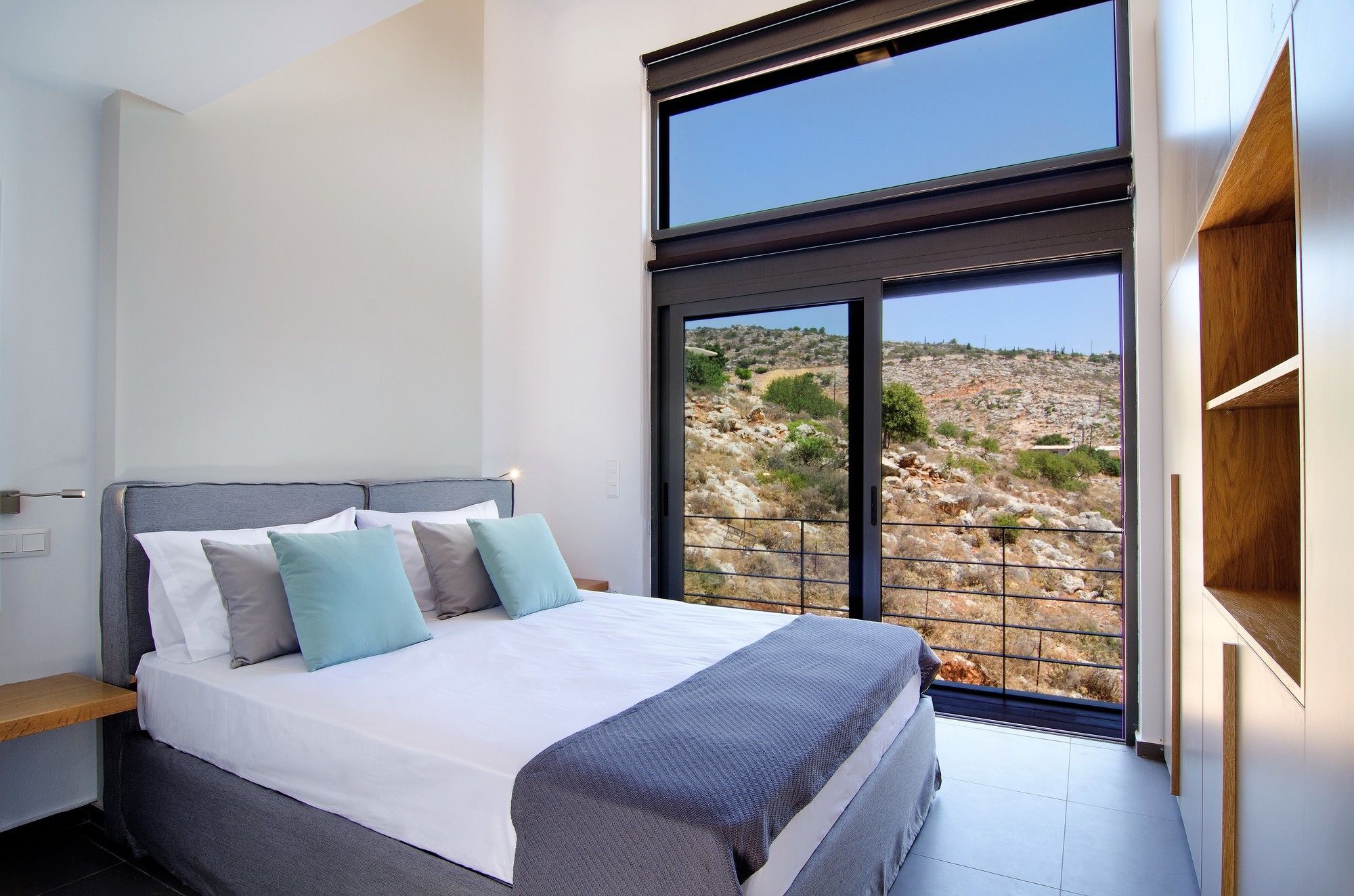 Seametry Luxury Living