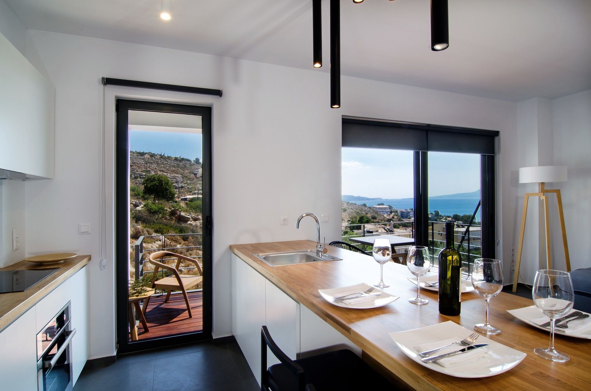 Seametry Luxury Living