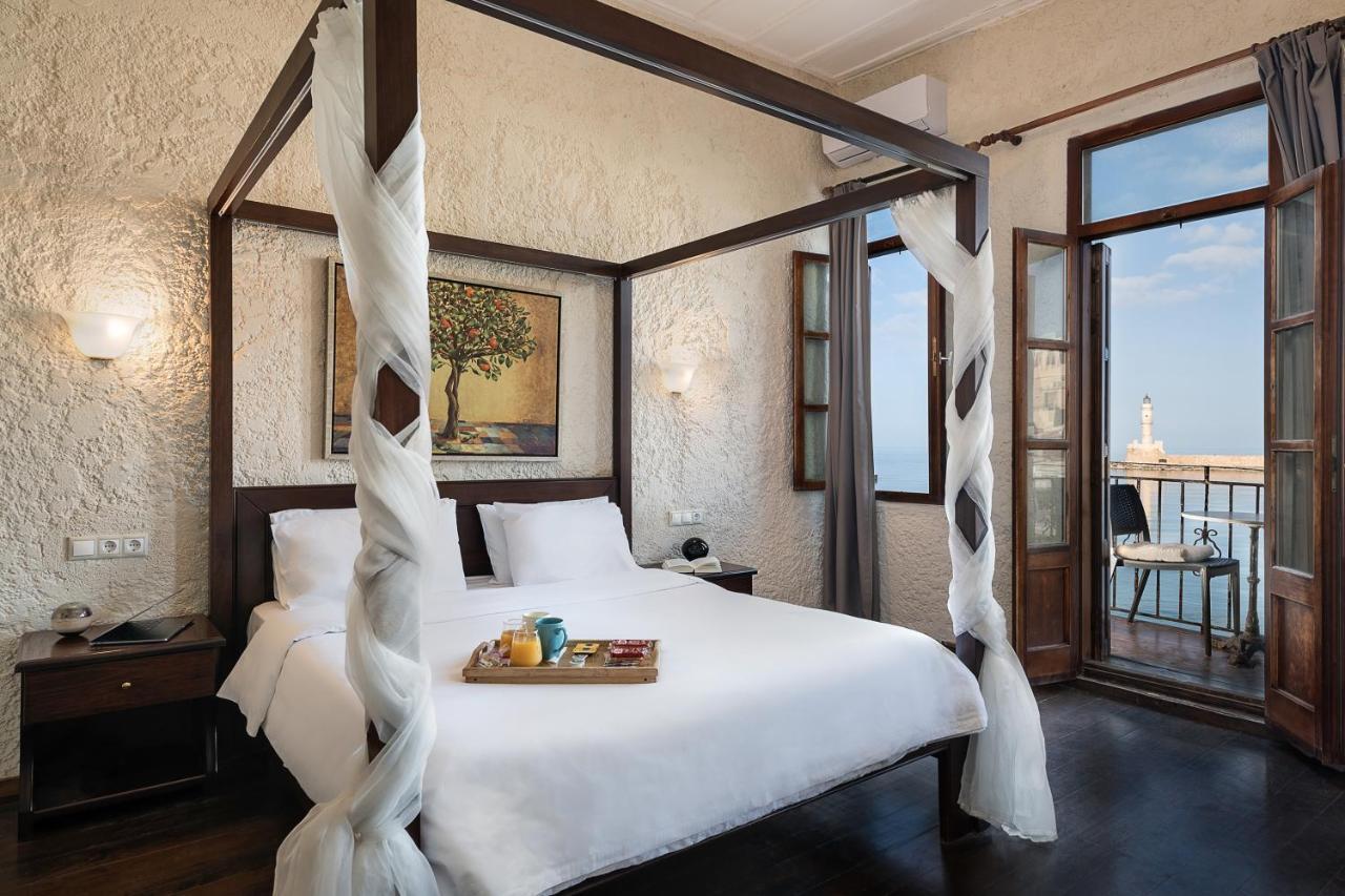 Hotel Porto Antico 3*