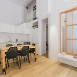 Sun-Splashed Stylish Flat, Steps To City Old Town