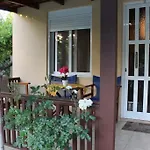 Roidis Apartments