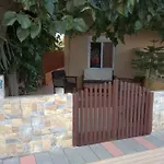 Roidis Apartments
