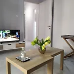 Sunday Apartment Chania 2B