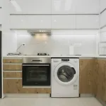 Peris 1 - Central Apt Near Old Town With Parking
