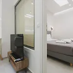 Peris 1 - Central Apt Near Old Town With Parking